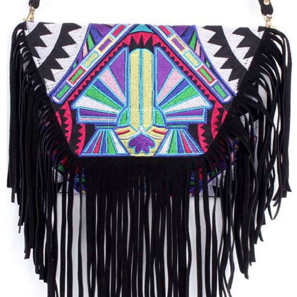 Lola Art Deco